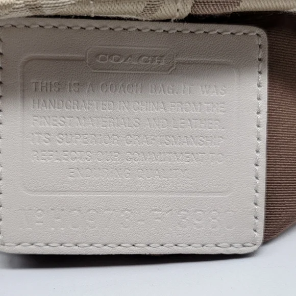 COACH Handbag F13980 Optic Signature Curly - Picture 5 of 5